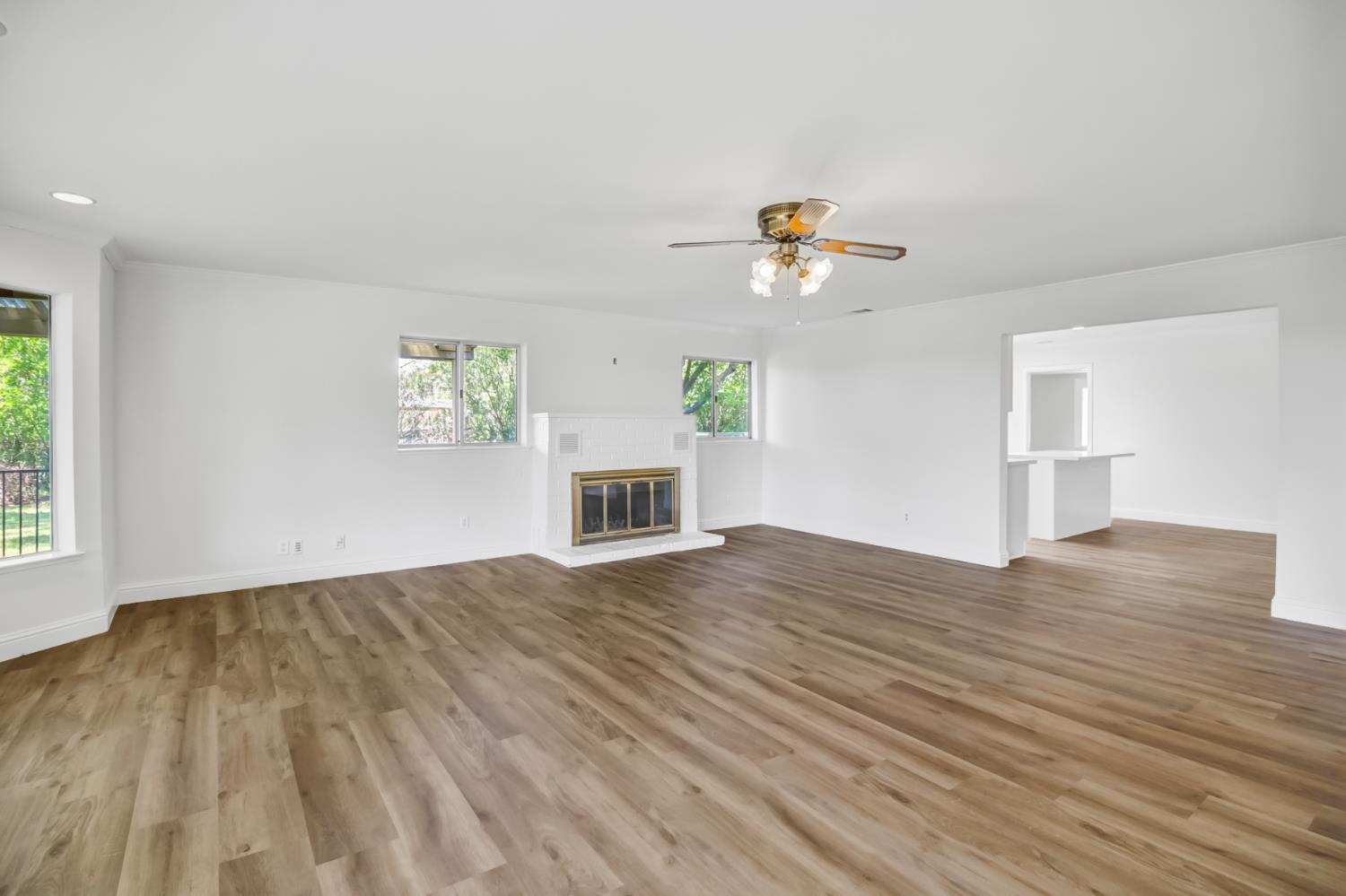 Detail Gallery Image 26 of 82 For 10376 Spiva Rd, Sacramento,  CA 95829 - 4 Beds | 2 Baths