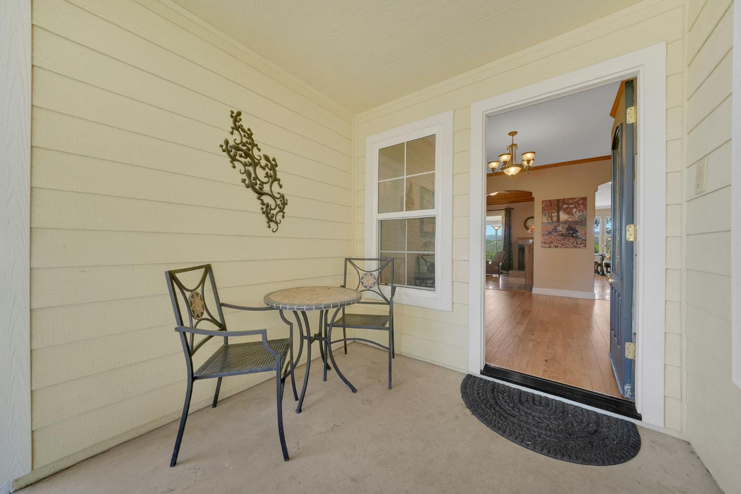 Detail Gallery Image 14 of 83 For 5753 Treosti Pl, Valley Springs,  CA 95252 - 5 Beds | 3/1 Baths