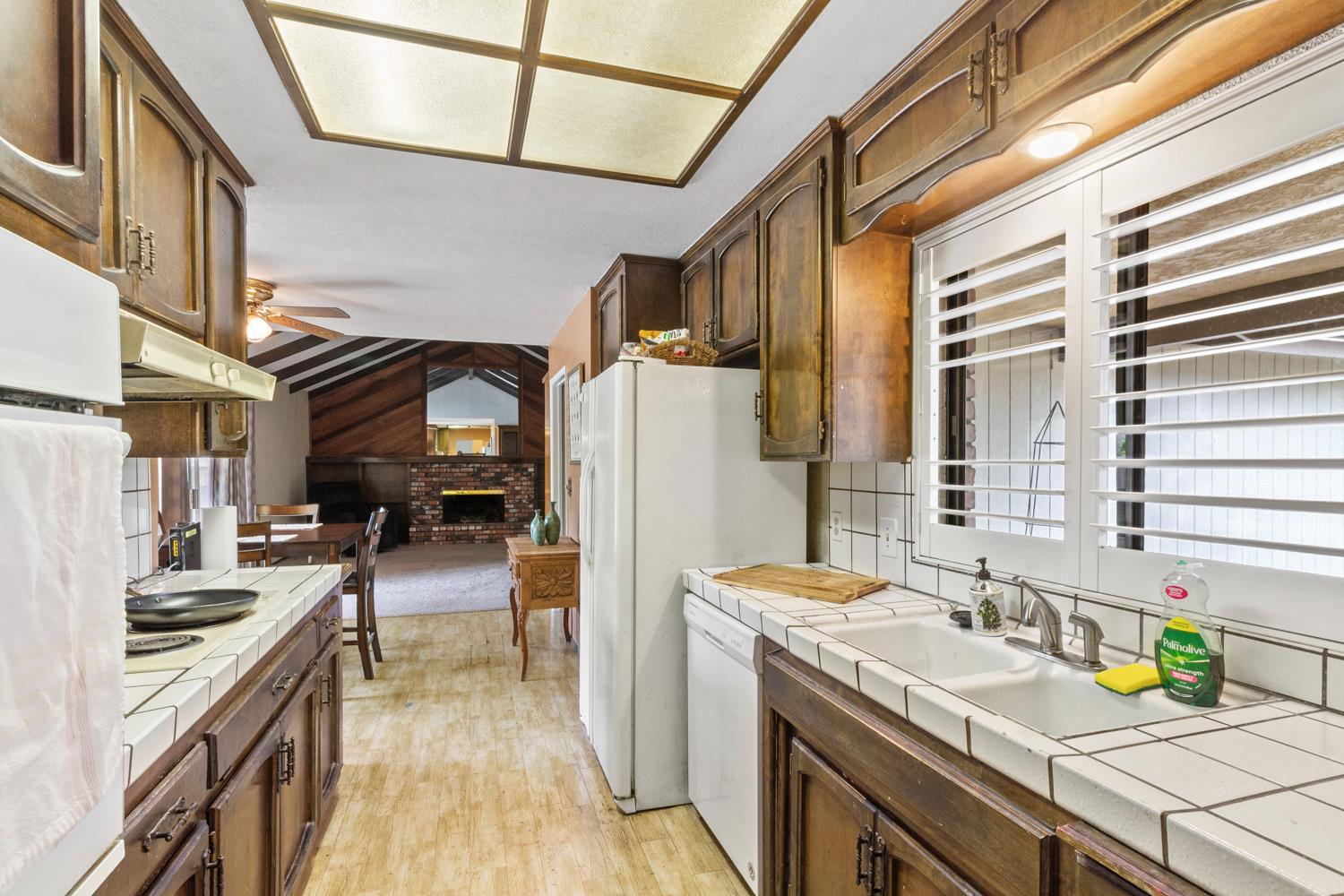 Detail Gallery Image 16 of 55 For 2624 E Orangeburg, Modesto,  CA 95355 - 3 Beds | 2 Baths