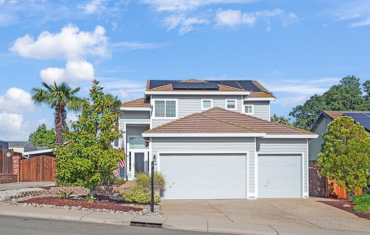 Detail Gallery Image 1 of 72 For 2709 Peridot Dr, Rescue,  CA 95672 - 4 Beds | 3 Baths