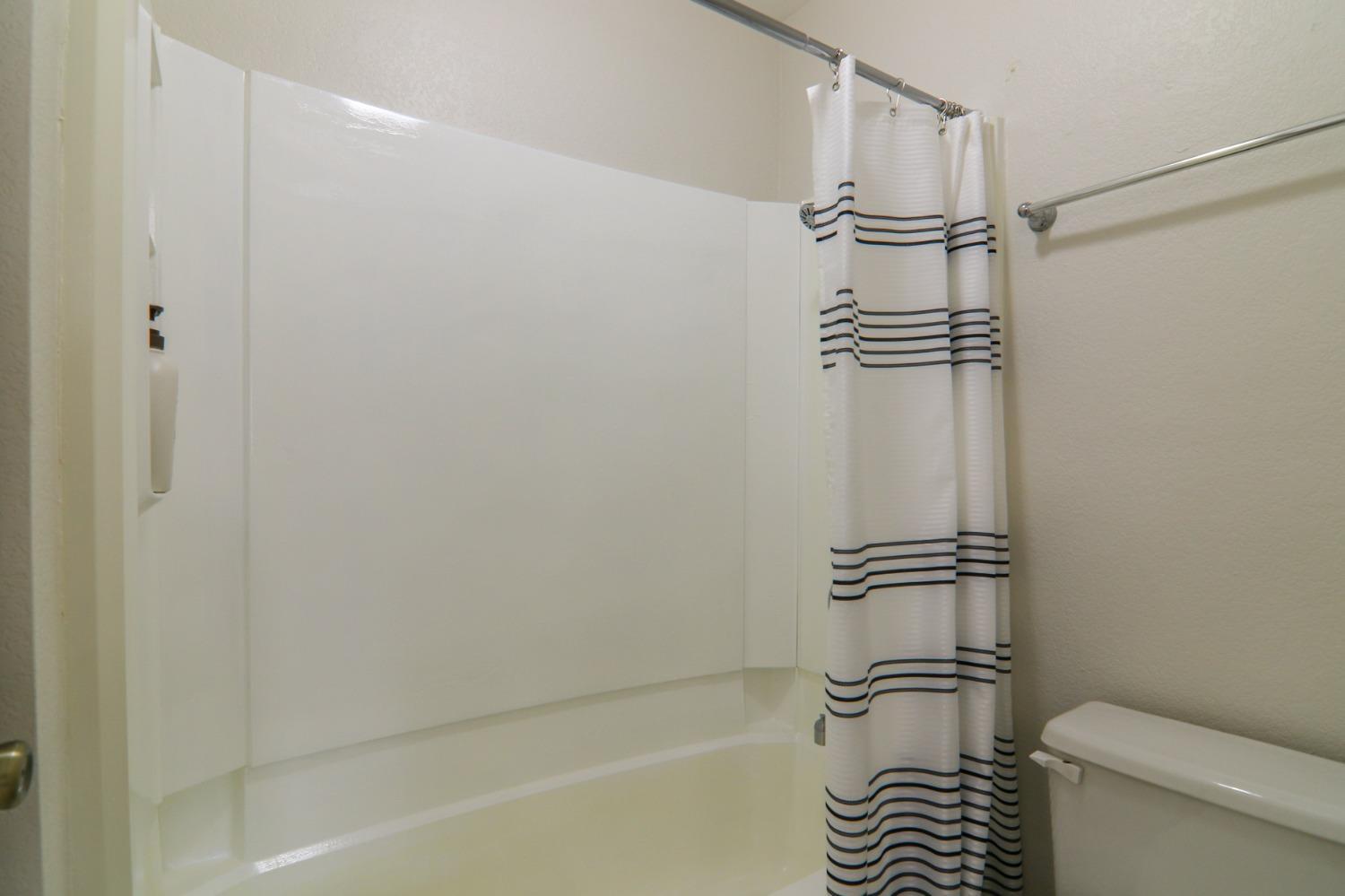 Detail Gallery Image 29 of 34 For 104 La Contera Ct #140,  Sacramento,  CA 95834 - 1 Beds | 1 Baths