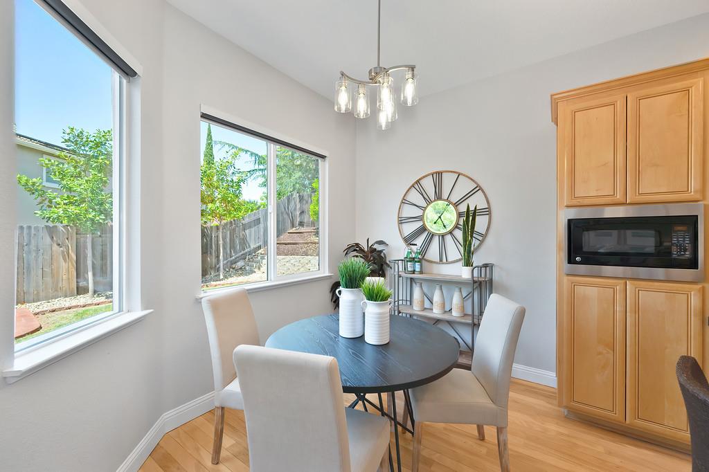 Detail Gallery Image 21 of 58 For 1881 Swinton Dr, Folsom,  CA 95630 - 3 Beds | 3 Baths