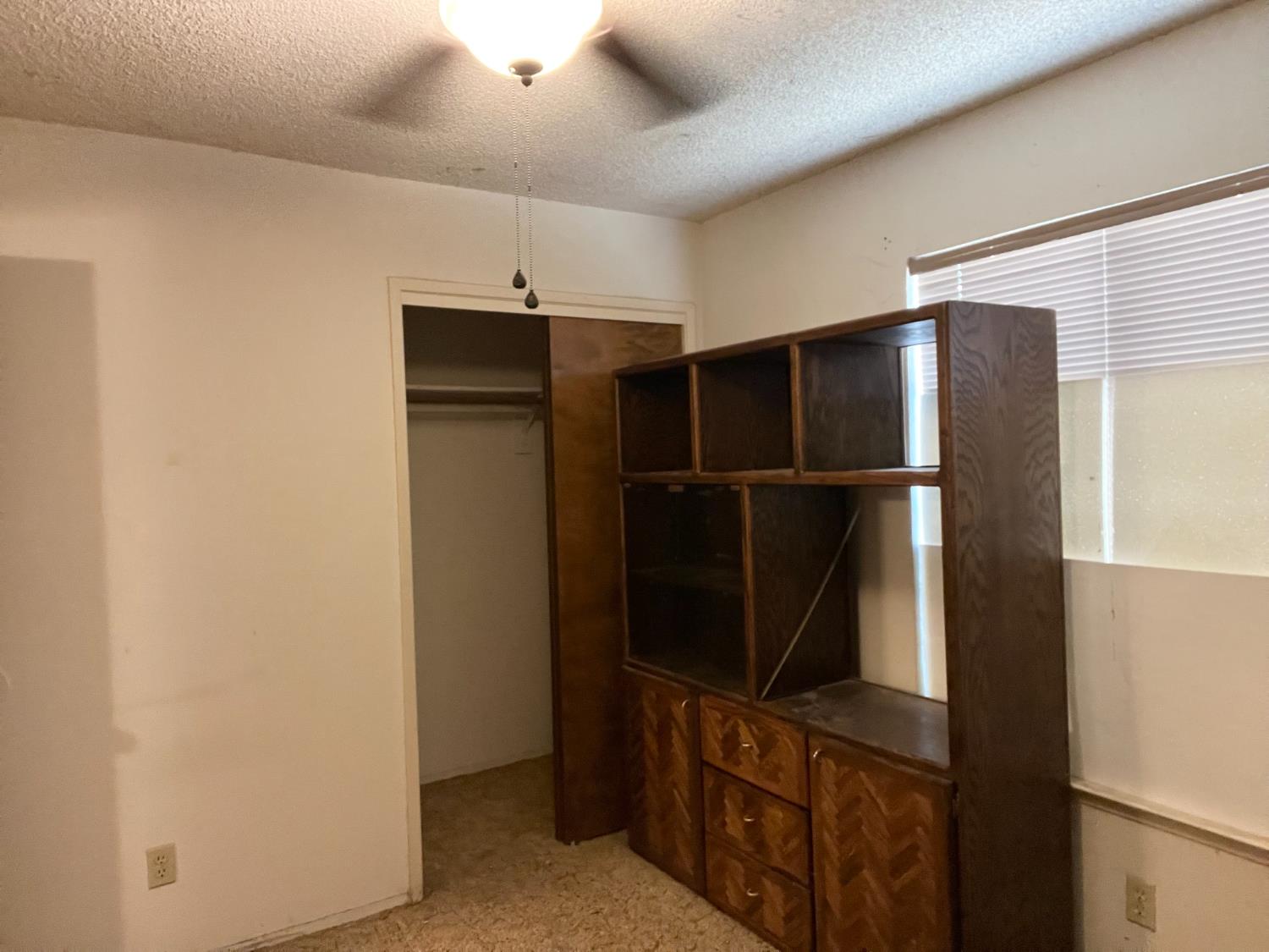 Detail Gallery Image 16 of 44 For 25553 El Vado Dr, Madera,  CA 93638 - 3 Beds | 1/1 Baths