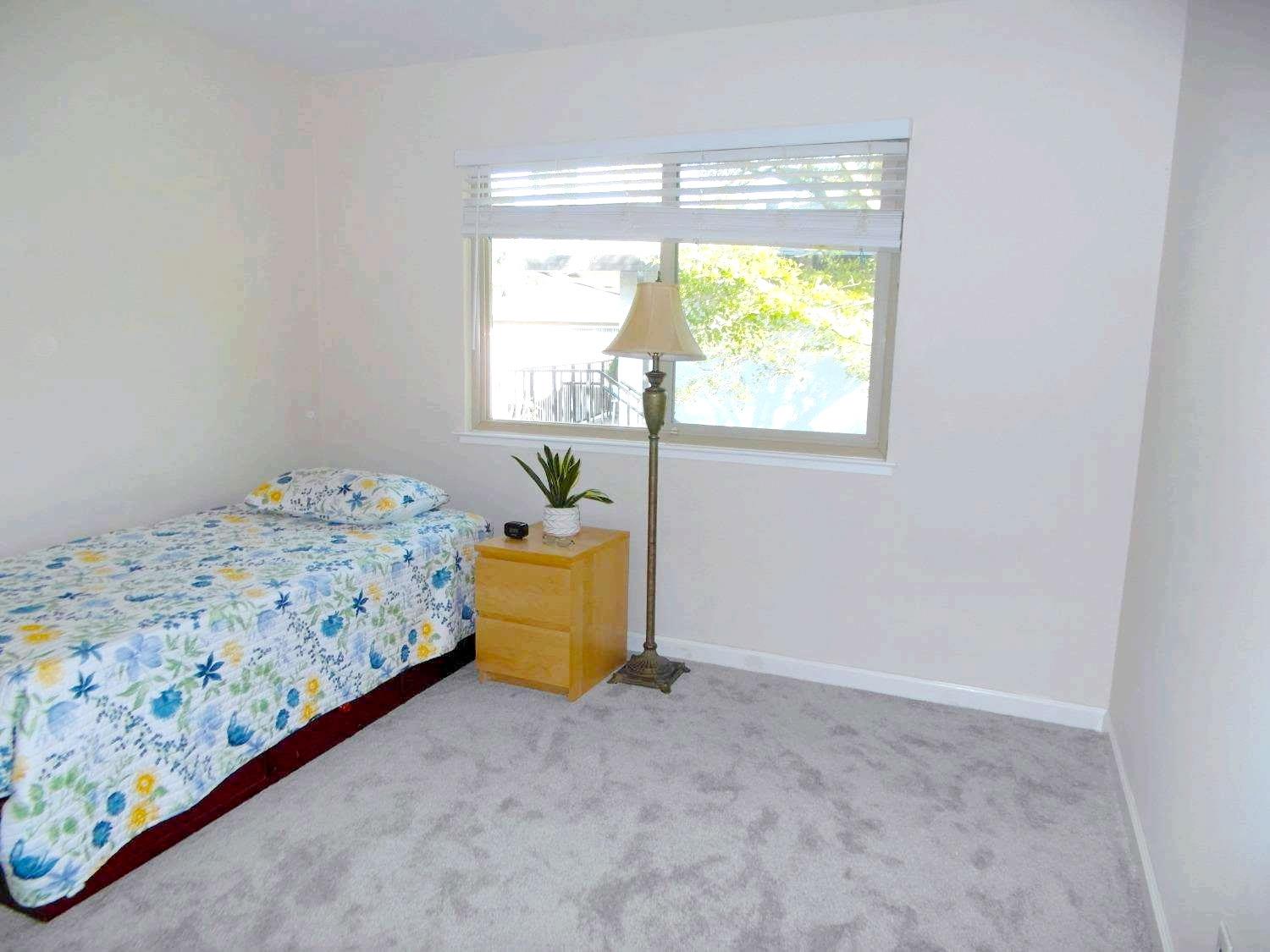 Detail Gallery Image 14 of 22 For 2708 Pole Line Rd #2,  Davis,  CA 95618 - 2 Beds | 1 Baths