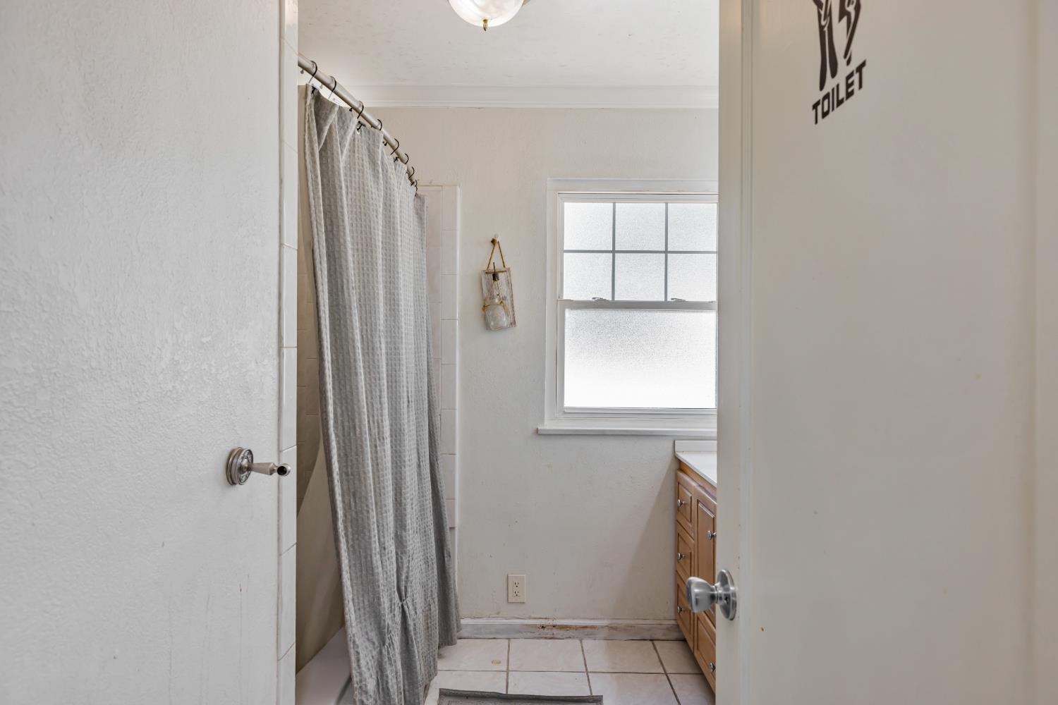 Detail Gallery Image 26 of 42 For 3212 Hurley Way, Sacramento,  CA 95864 - 3 Beds | 1 Baths