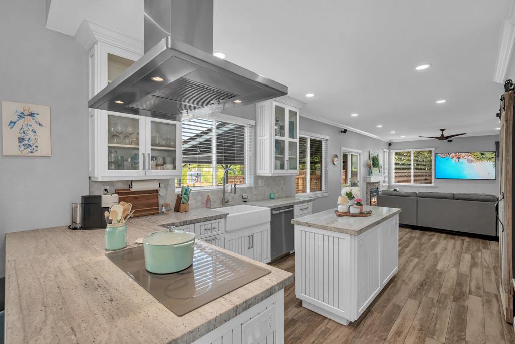 Detail Gallery Image 15 of 72 For 2709 Peridot Dr, Rescue,  CA 95672 - 4 Beds | 3 Baths