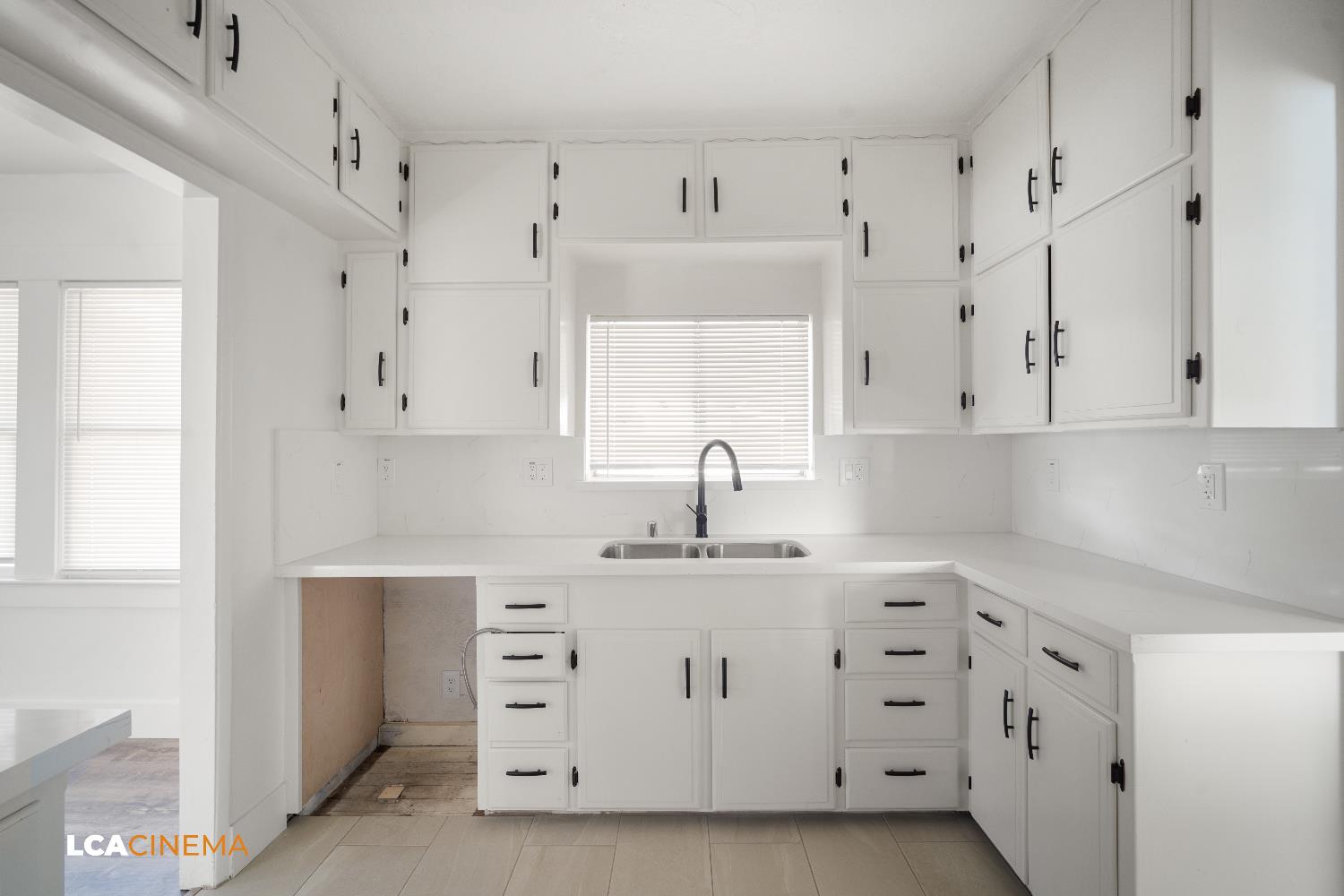 Detail Gallery Image 18 of 35 For 615 Decatur St, Bakersfield,  CA 93308 - 4 Beds | 2 Baths