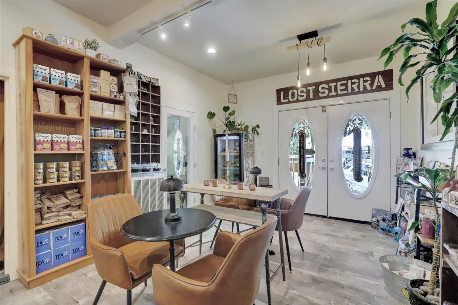 Detail Gallery Image 62 of 93 For 200 Main St, Downieville,  CA 95936 - 3 Beds | 4 Baths