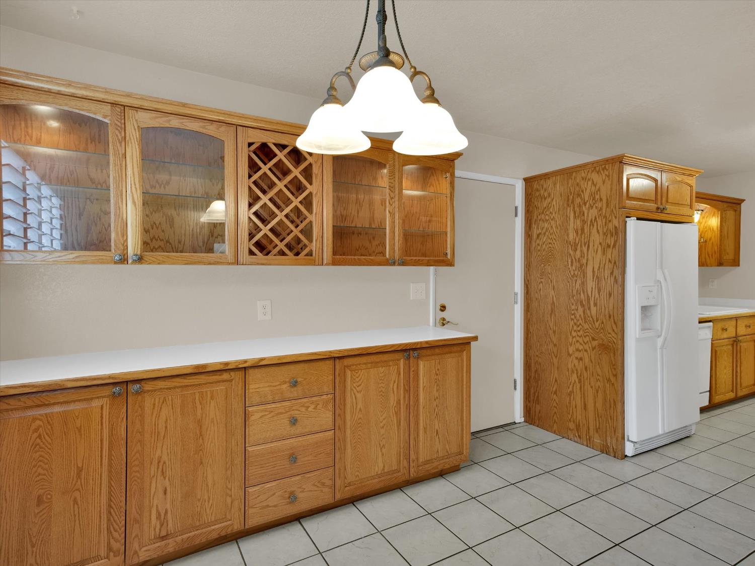 Detail Gallery Image 11 of 36 For 1270 E a St, Oakdale,  CA 95361 - 3 Beds | 2 Baths