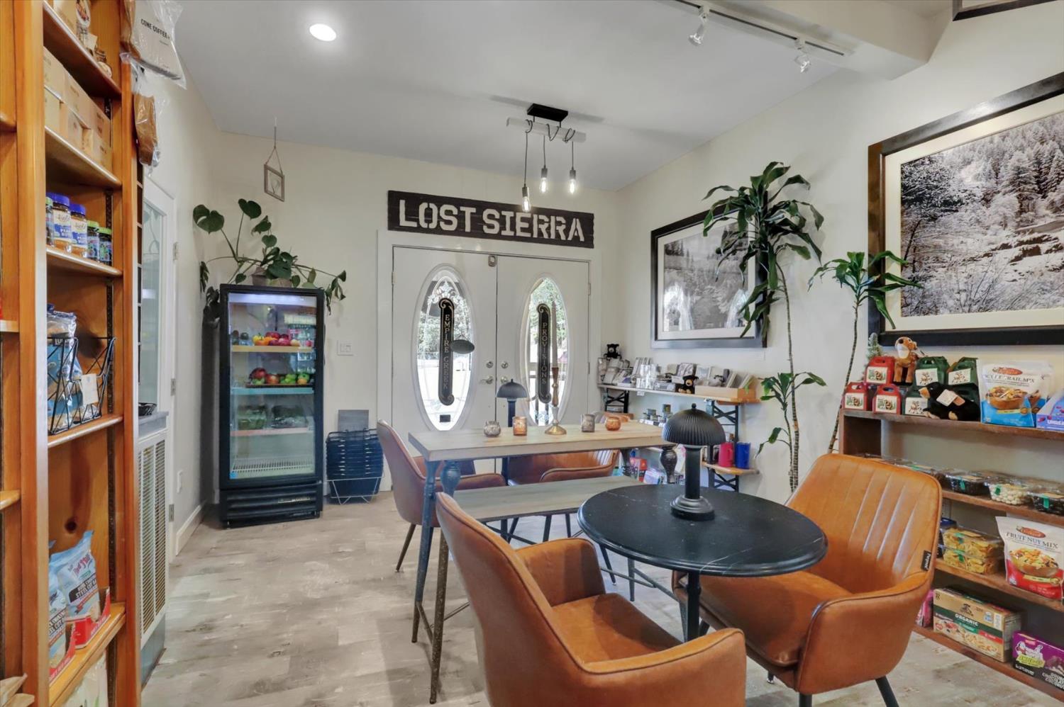 Detail Gallery Image 61 of 93 For 200 Main St, Downieville,  CA 95936 - 3 Beds | 4 Baths