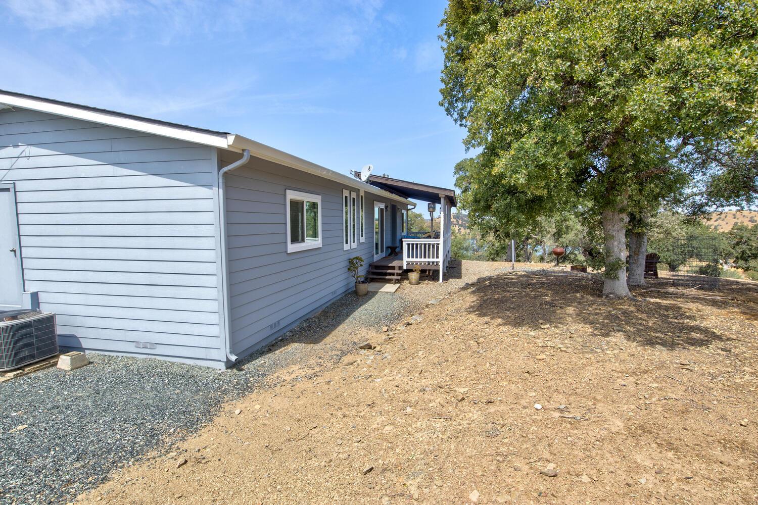 Detail Gallery Image 4 of 50 For 13520 Hoyito Cir, La Grange,  CA 95329 - 2 Beds | 2 Baths