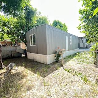Detail Gallery Image 9 of 11 For 4032 S Hwy 99 3, Stockton,  CA 95215 - 2 Beds | 1 Baths