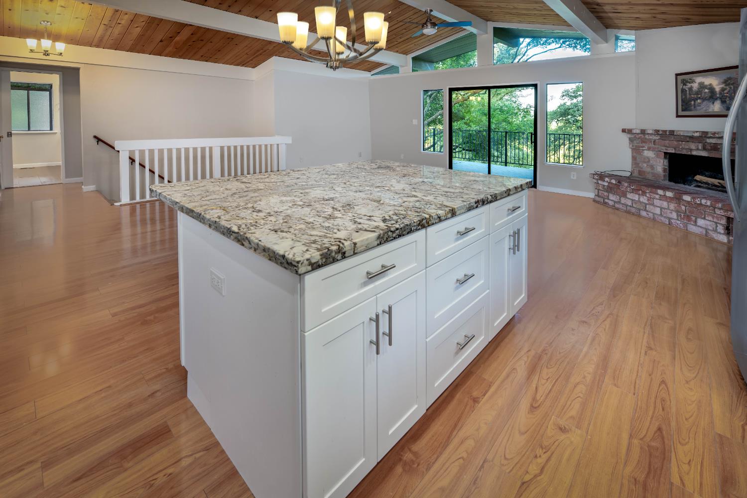 Detail Gallery Image 22 of 75 For 12540 Lake Wildwood Drive, Penn Valley,  CA 95946 - 4 Beds | 2 Baths
