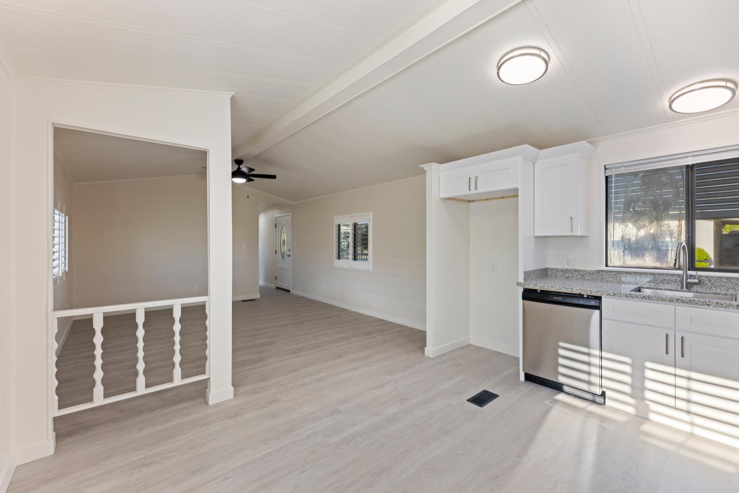 Detail Gallery Image 10 of 33 For 6706 Tam O Shanter Drive 102, Stockton,  CA 95210 - 3 Beds | 2 Baths