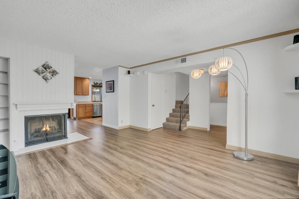 Detail Gallery Image 7 of 33 For 5628 Spyglass Lane, Citrus Heights,  CA 95610 - 3 Beds | 2/1 Baths