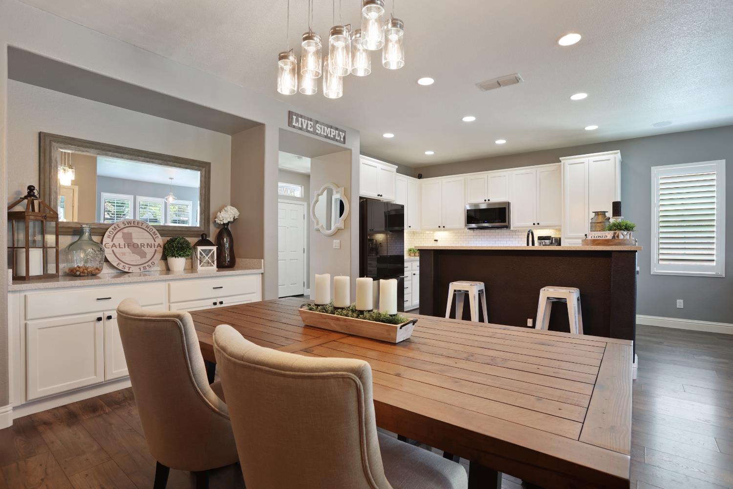 Detail Gallery Image 16 of 39 For 4275 Tropaz Ln, Tracy,  CA 95377 - 3 Beds | 2/1 Baths