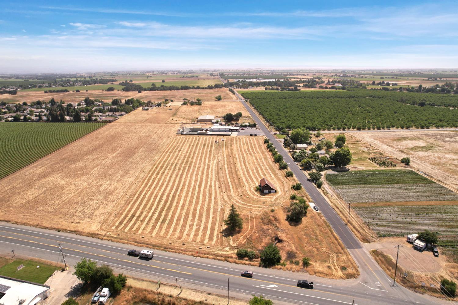 Detail Gallery Image 3 of 26 For 18020 N Highway 88, Lockeford,  CA 95237 - – Beds | – Baths