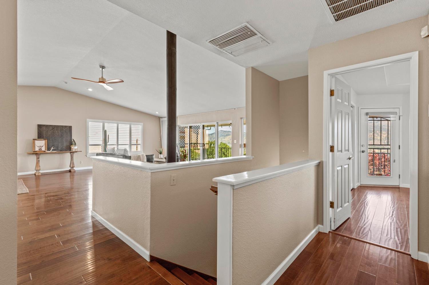 Detail Gallery Image 33 of 63 For 5419 Royal Oaks Dr, Oroville,  CA 95966 - 4 Beds | 2/1 Baths