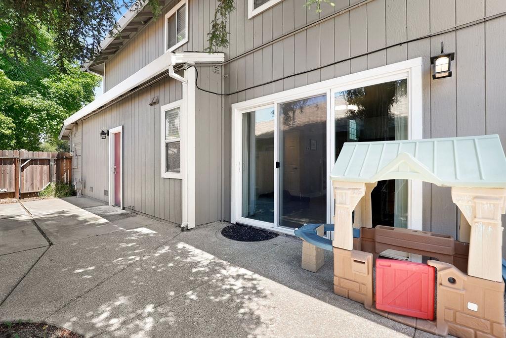 Detail Gallery Image 38 of 42 For 4044 Tawny Meadow Way, Antelope,  CA 95843 - 3 Beds | 2/1 Baths