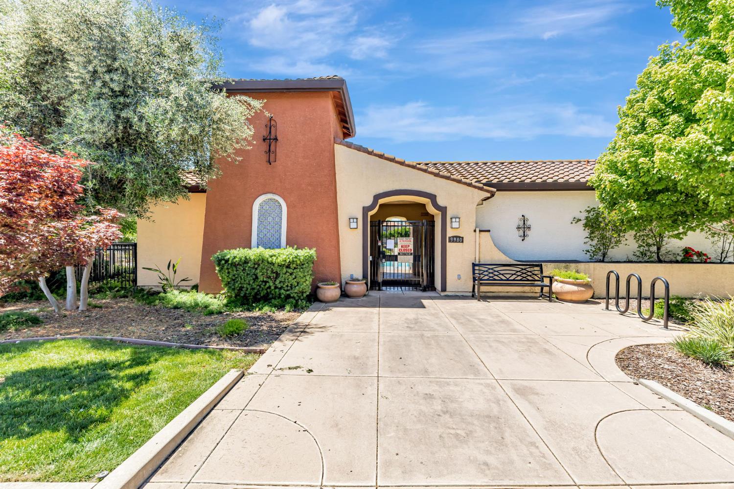 Detail Gallery Image 45 of 48 For 4630 Ocean Ln, Elk Grove,  CA 95757 - 2 Beds | 2 Baths