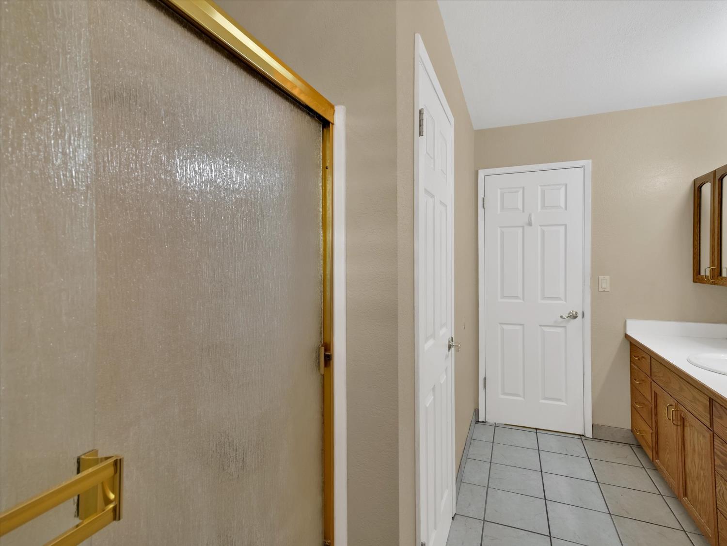 Detail Gallery Image 19 of 36 For 1270 E a St, Oakdale,  CA 95361 - 3 Beds | 2 Baths