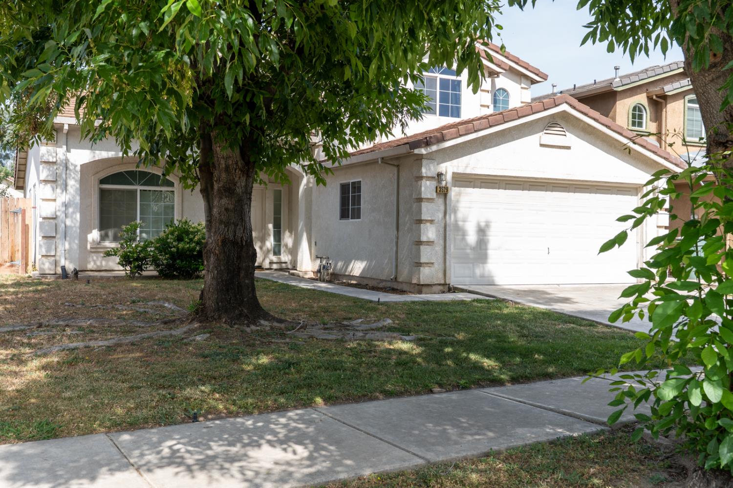 Detail Gallery Image 2 of 34 For 3529 Paseo Verde Ave, Merced,  CA 95348 - 5 Beds | 3 Baths