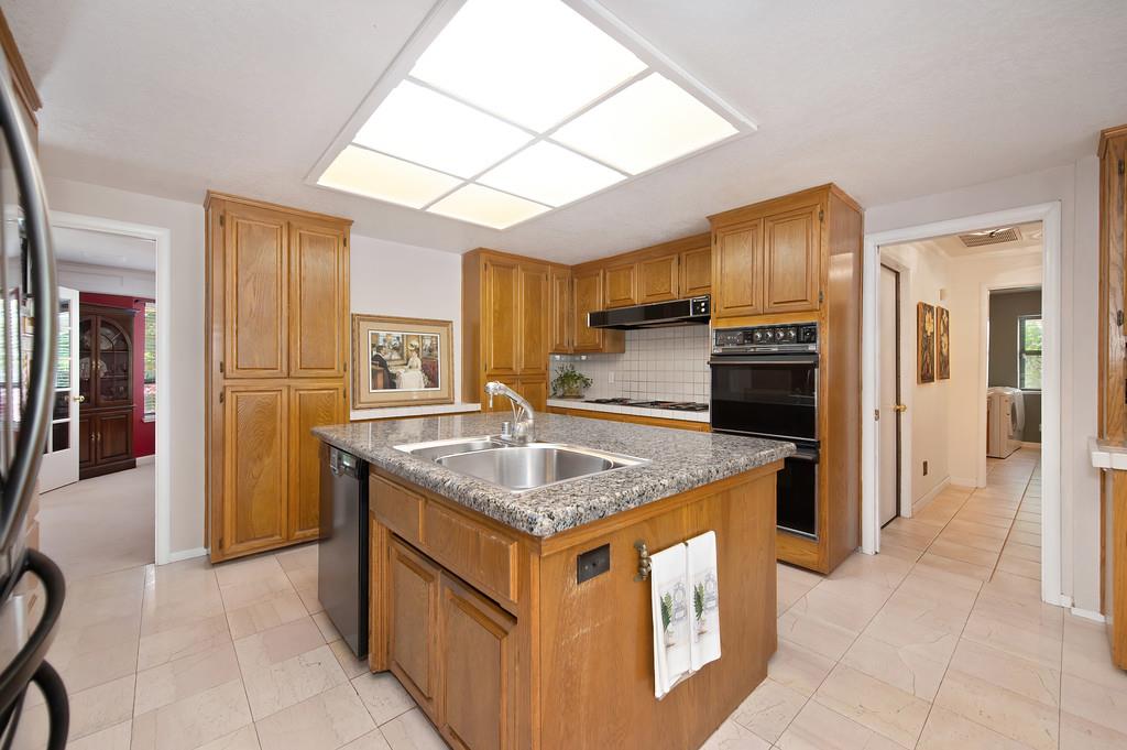 Detail Gallery Image 15 of 68 For 6435 Fern Leaf Dr, Granite Bay,  CA 95746 - 4 Beds | 3 Baths
