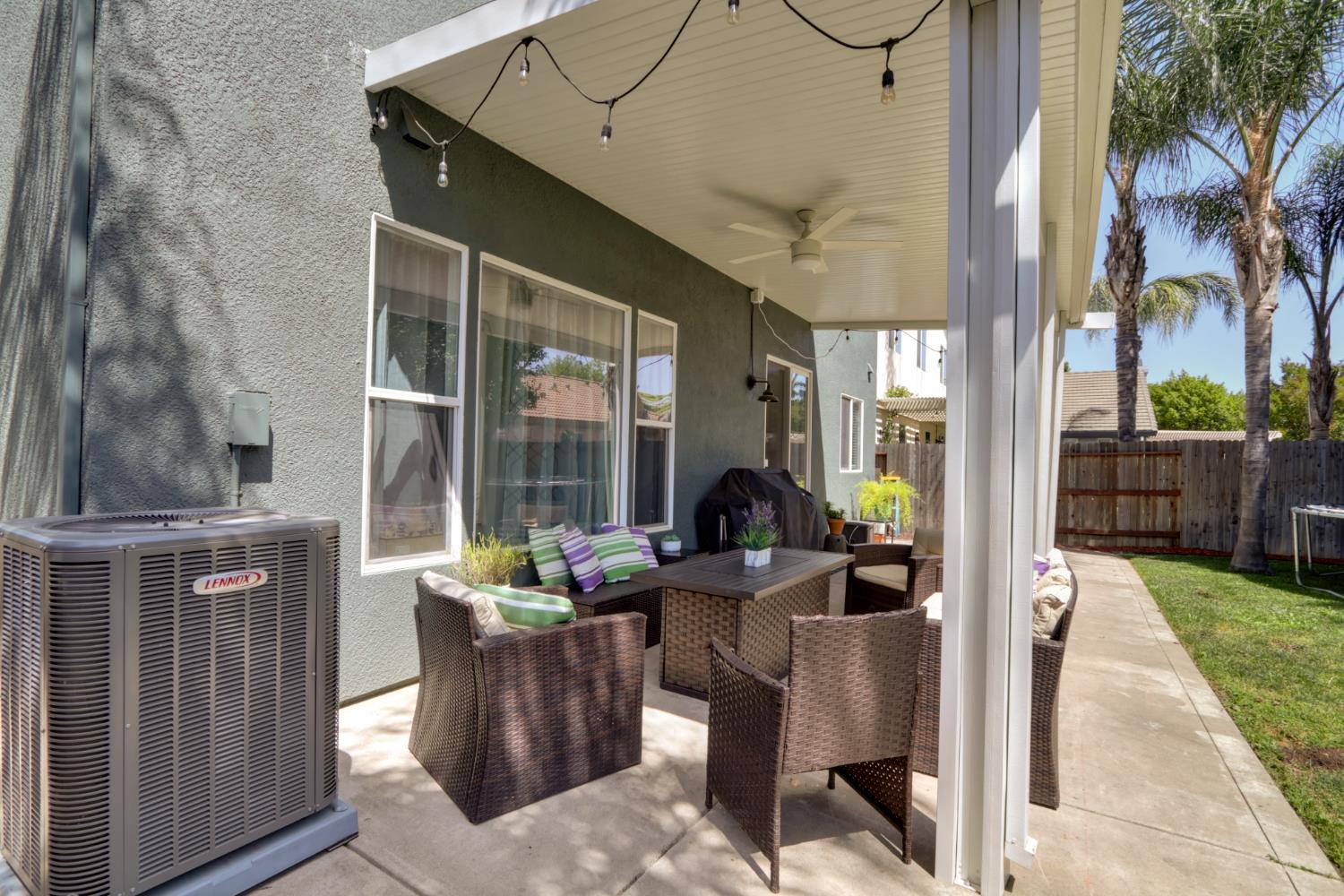 Detail Gallery Image 47 of 47 For 2207 Catherwood Way, Sacramento,  CA 95835 - 4 Beds | 3 Baths