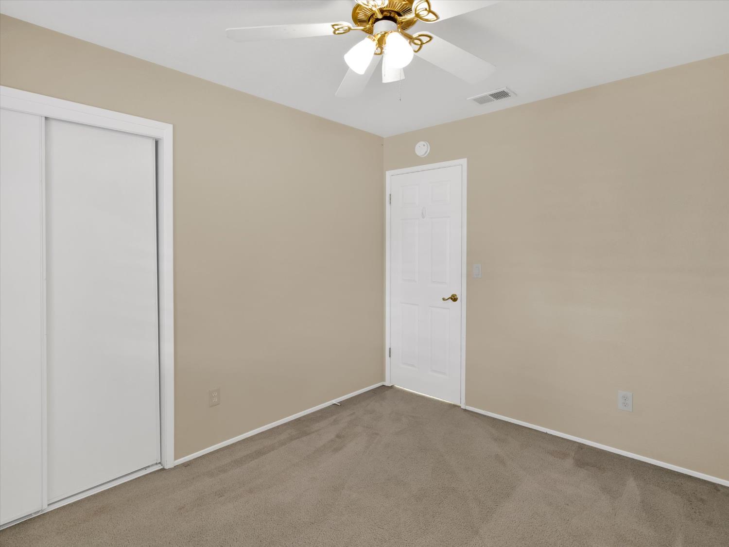 Detail Gallery Image 16 of 36 For 1270 E a St, Oakdale,  CA 95361 - 3 Beds | 2 Baths
