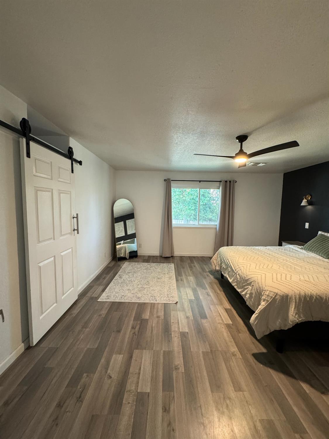 Detail Gallery Image 12 of 26 For 6762 N Knoll Ave, Fresno,  CA 93711 - 3 Beds | 2 Baths