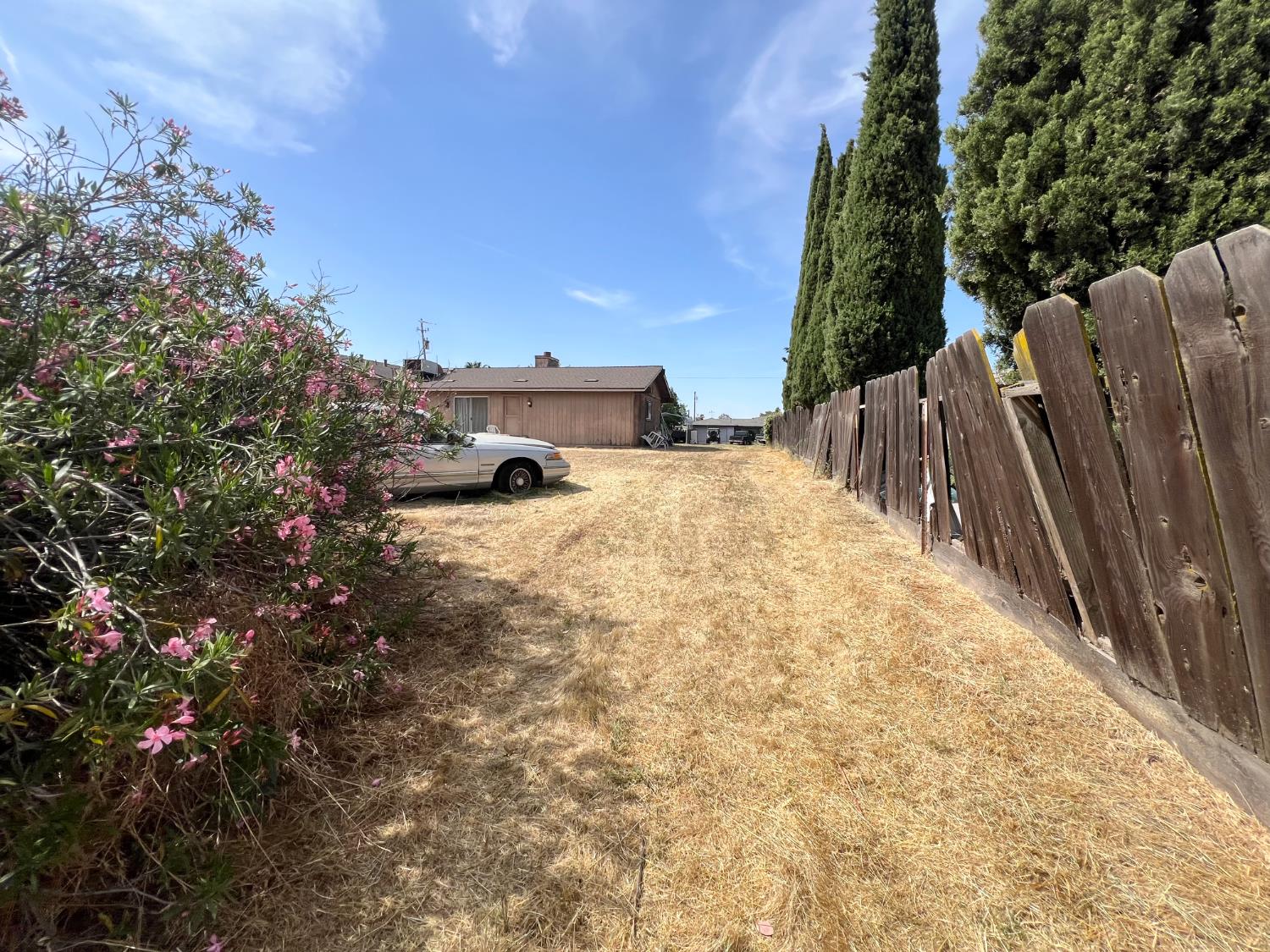 Detail Gallery Image 34 of 44 For 25553 El Vado Dr, Madera,  CA 93638 - 3 Beds | 1/1 Baths