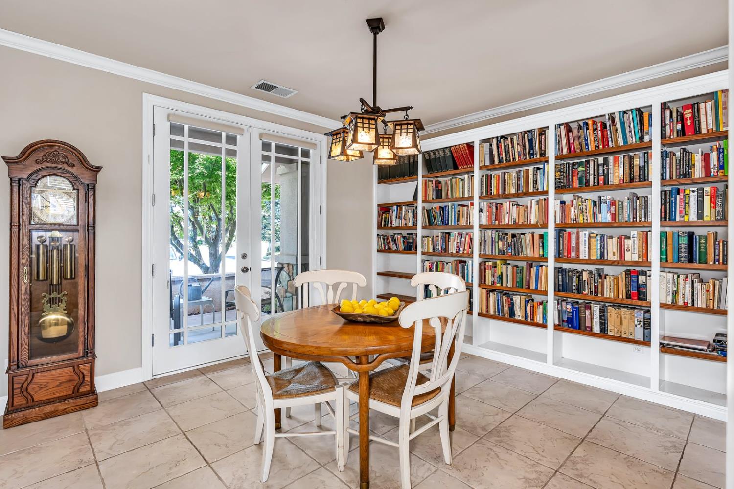 Detail Gallery Image 13 of 60 For 3384 Locksley Ct, Merced,  CA 95340 - 3 Beds | 2/1 Baths