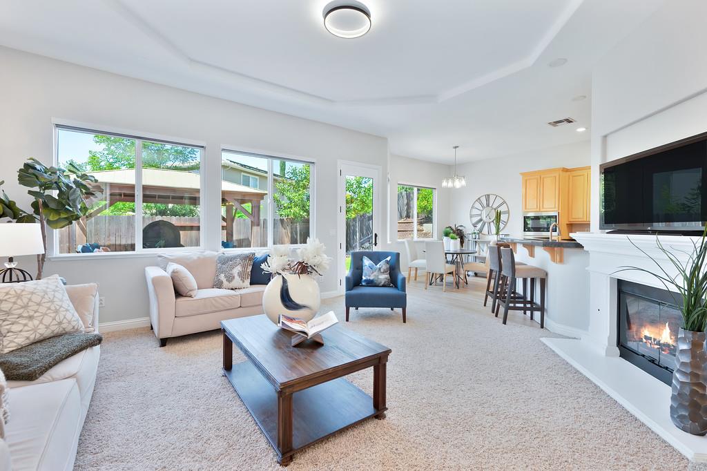 Detail Gallery Image 12 of 58 For 1881 Swinton Dr, Folsom,  CA 95630 - 3 Beds | 3 Baths