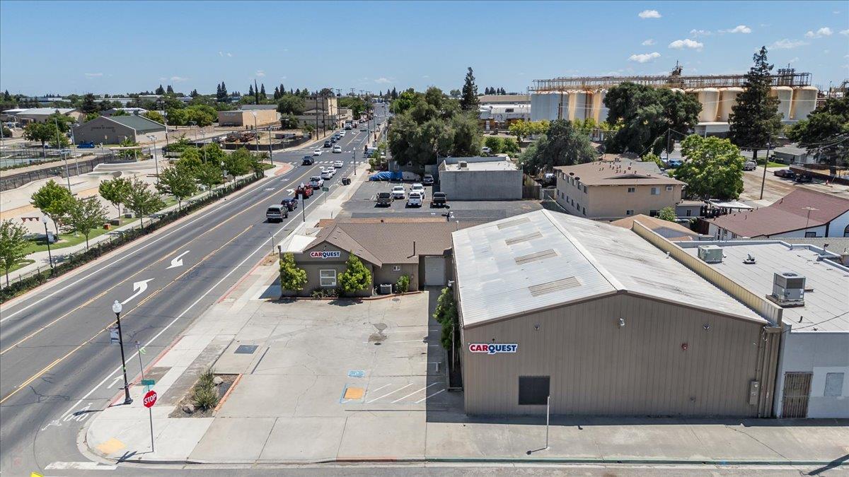 Detail Gallery Image 4 of 58 For 412 S Yosemite Ave, Oakdale,  CA 95361 - – Beds | – Baths
