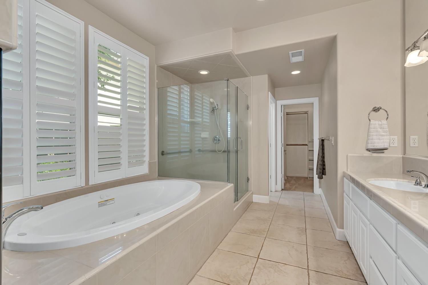 Detail Gallery Image 30 of 60 For 3384 Locksley Ct, Merced,  CA 95340 - 3 Beds | 2/1 Baths