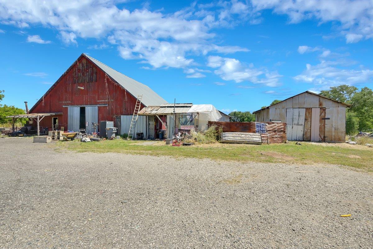 Detail Gallery Image 8 of 46 For 992 State Hwy 70, Oroville,  CA 95965 - 3 Beds | 1 Baths