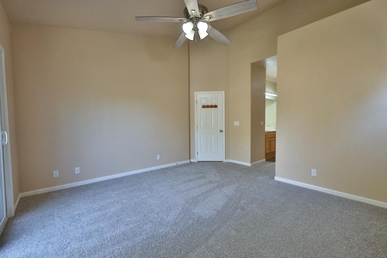 Detail Gallery Image 17 of 48 For 1575 Larkflower Way, Lincoln,  CA 95648 - 3 Beds | 2 Baths
