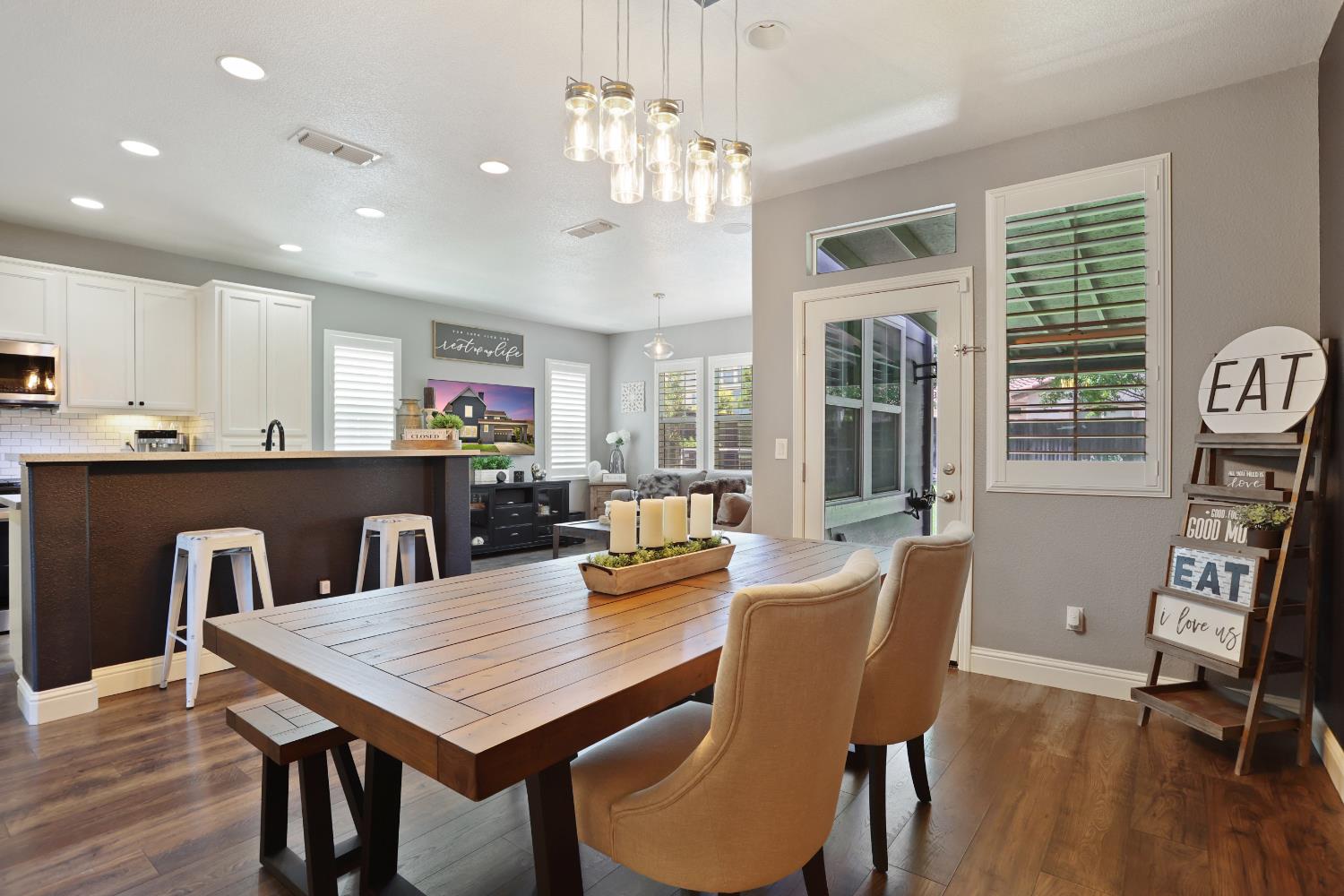 Detail Gallery Image 15 of 39 For 4275 Tropaz Ln, Tracy,  CA 95377 - 3 Beds | 2/1 Baths