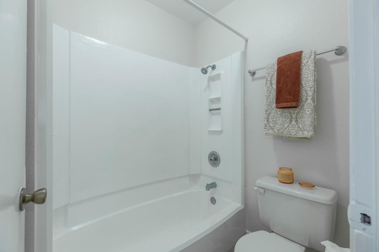 Detail Gallery Image 30 of 34 For 104 La Contera Ct #140,  Sacramento,  CA 95834 - 1 Beds | 1 Baths