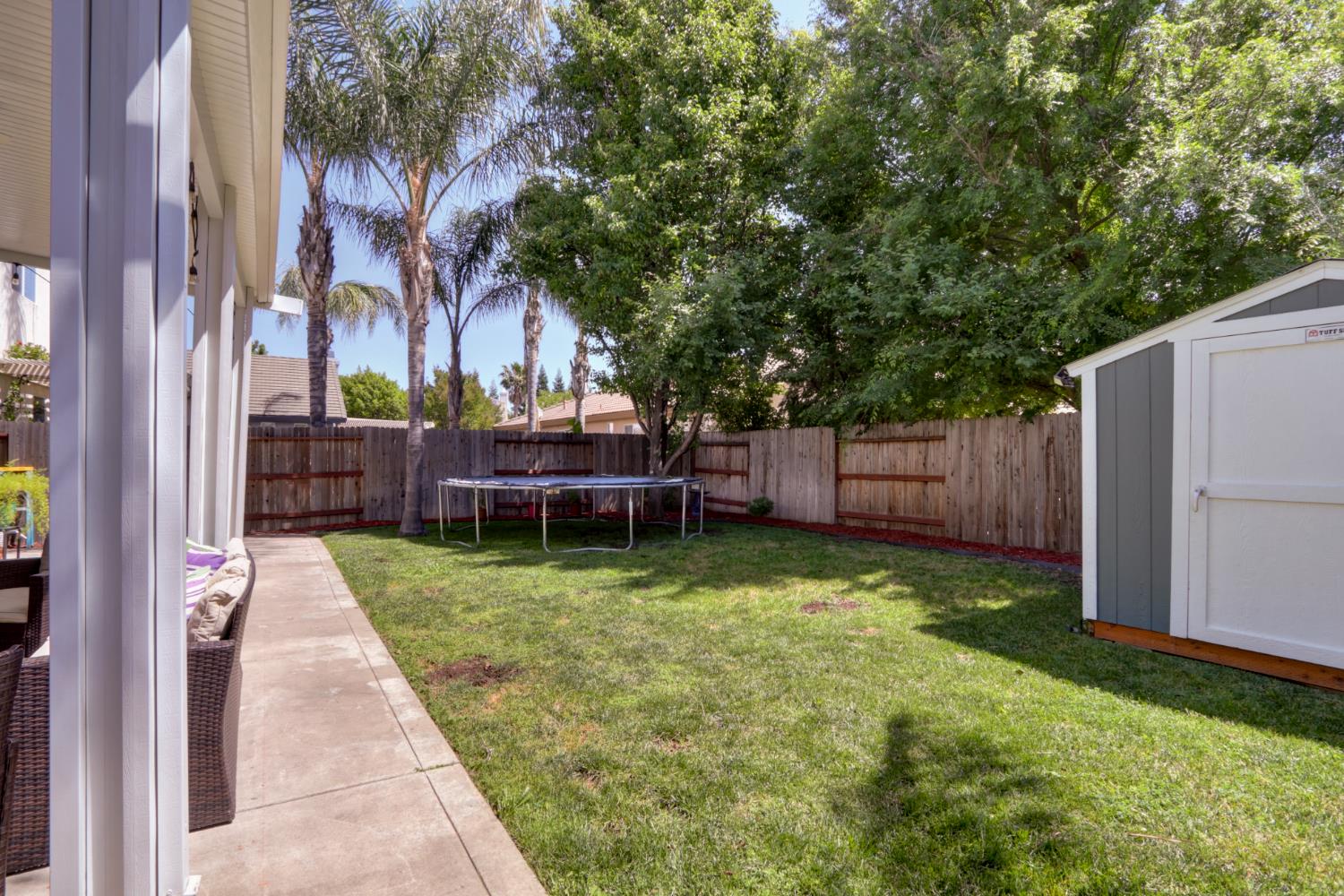 Detail Gallery Image 39 of 47 For 2207 Catherwood Way, Sacramento,  CA 95835 - 4 Beds | 3 Baths