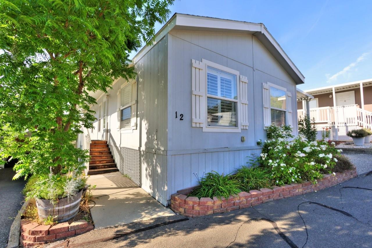 Detail Gallery Image 4 of 58 For 2540 Grass Valley Hwy Sp 12, Auburn,  CA 95603 - 2 Beds | 2 Baths