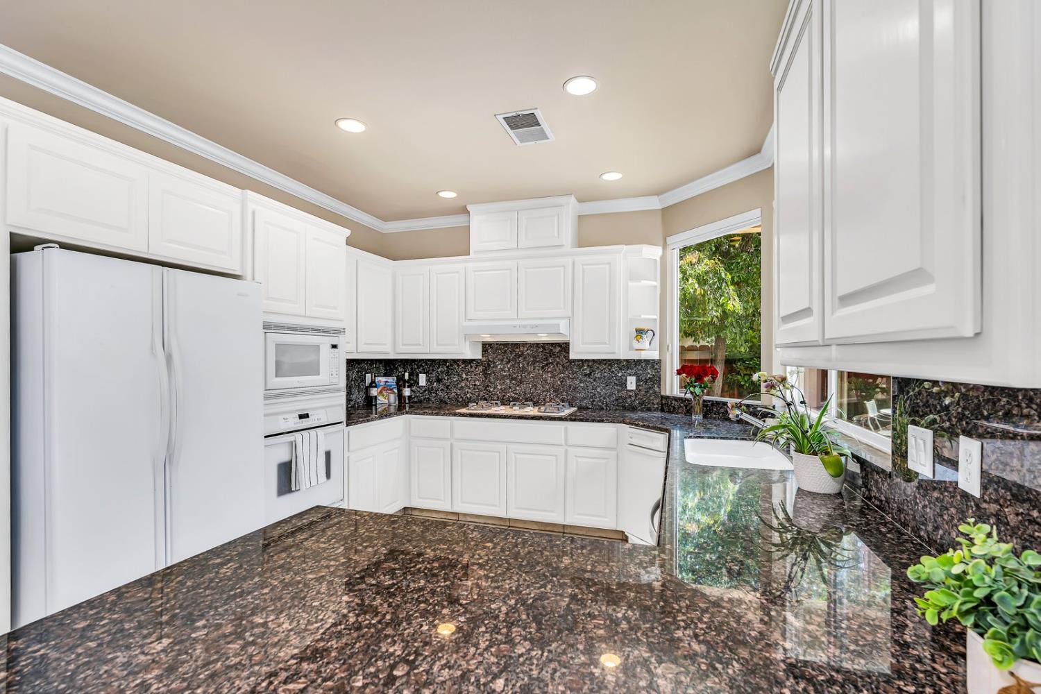 Detail Gallery Image 19 of 60 For 3384 Locksley Ct, Merced,  CA 95340 - 3 Beds | 2/1 Baths