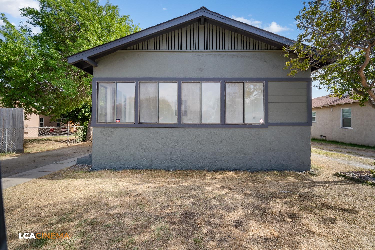 Detail Gallery Image 4 of 35 For 615 Decatur St, Bakersfield,  CA 93308 - 4 Beds | 2 Baths