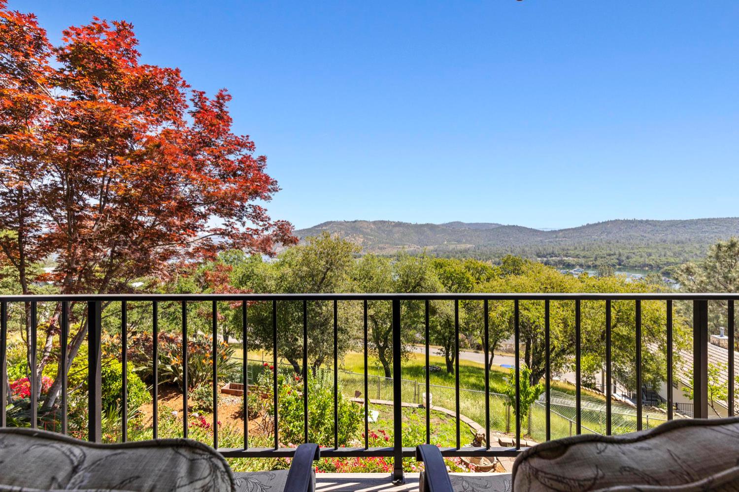 Detail Gallery Image 26 of 63 For 5419 Royal Oaks Dr, Oroville,  CA 95966 - 4 Beds | 2/1 Baths