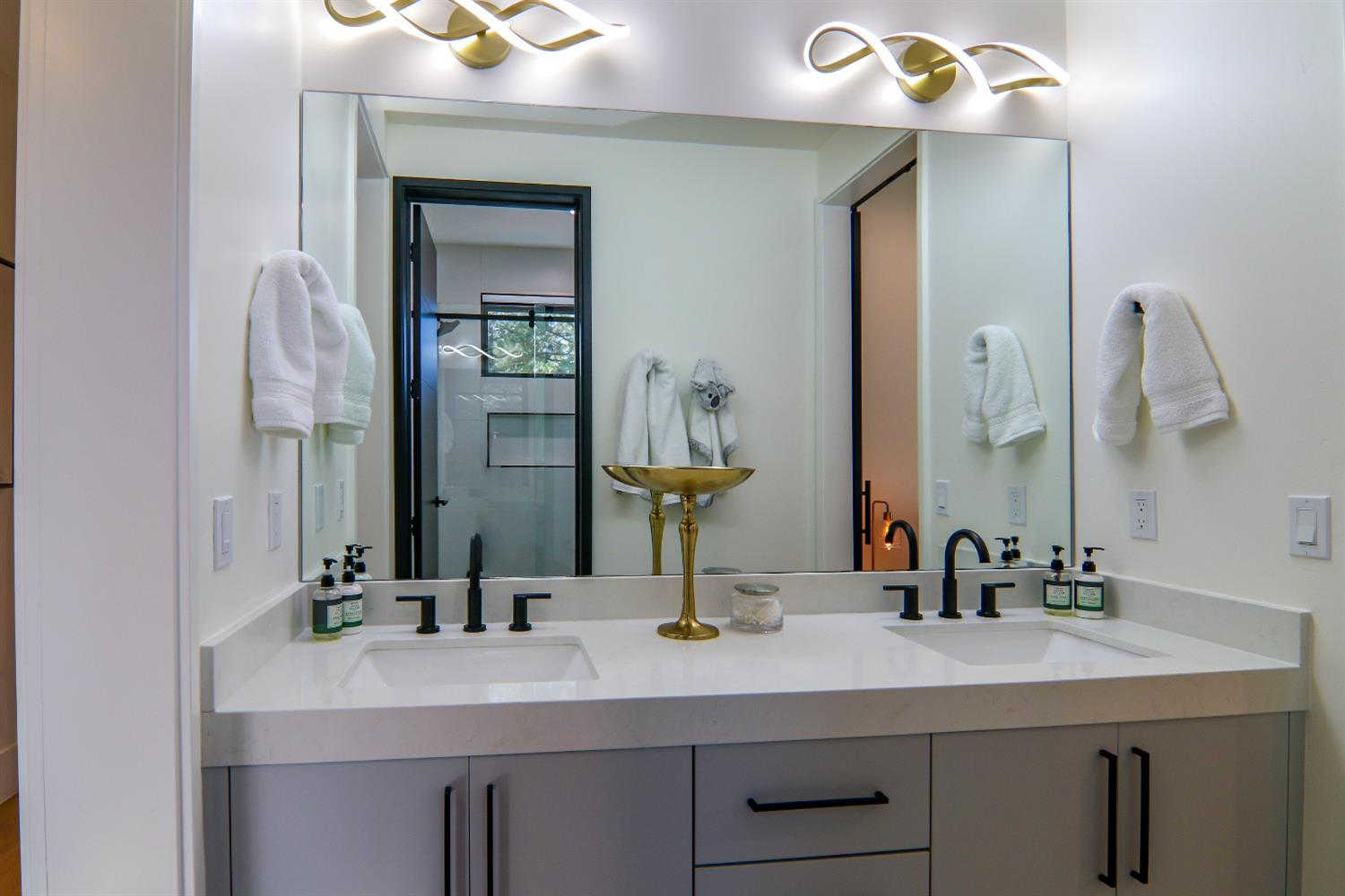 Detail Gallery Image 43 of 89 For 1505 Wood Duck Ln, Meadow Vista,  CA 95722 - 4 Beds | 3/2 Baths