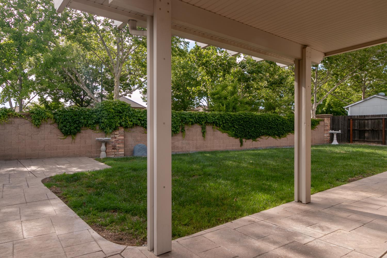 Tulio Street, Yuba City, California image 24