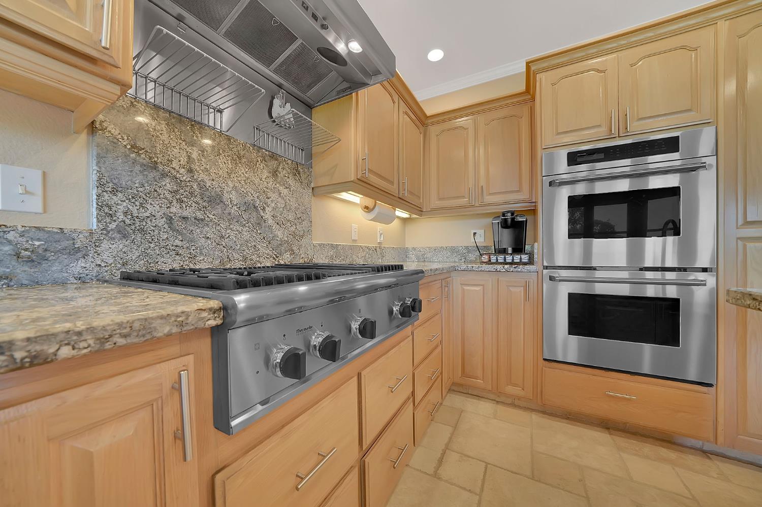 Detail Gallery Image 24 of 83 For 5753 Treosti Pl, Valley Springs,  CA 95252 - 5 Beds | 3/1 Baths
