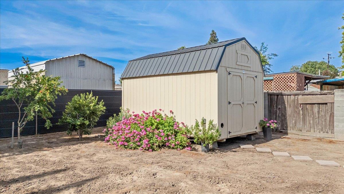 Detail Gallery Image 44 of 48 For 3824 Sierra St, Riverbank,  CA 95367 - 4 Beds | 2 Baths