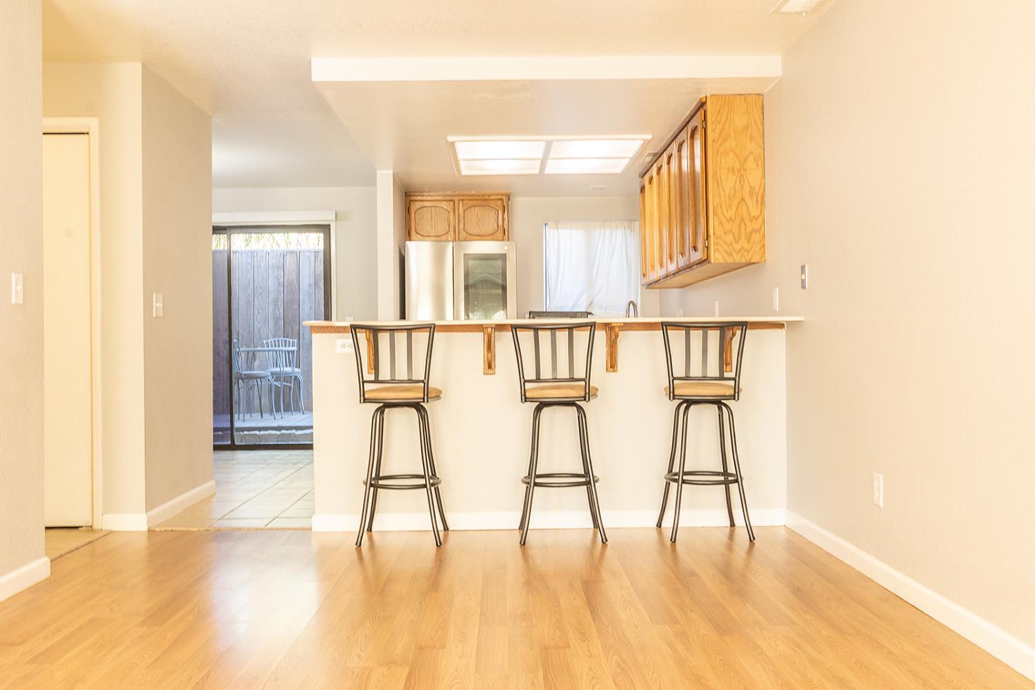 Detail Gallery Image 4 of 32 For 4029 Dale Rd #D,  Modesto,  CA 95356 - 2 Beds | 2/1 Baths