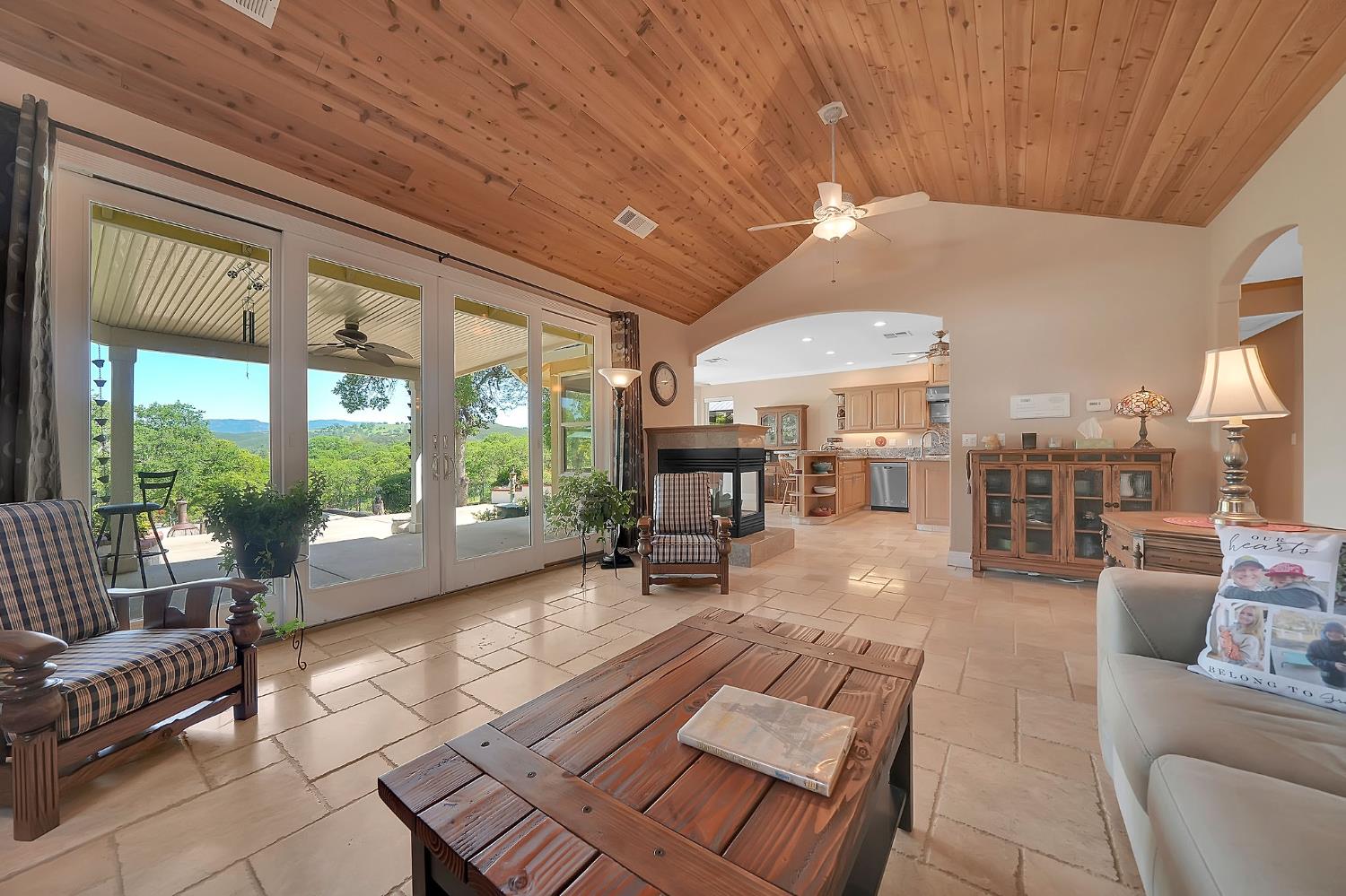 Detail Gallery Image 34 of 83 For 5753 Treosti Pl, Valley Springs,  CA 95252 - 5 Beds | 3/1 Baths